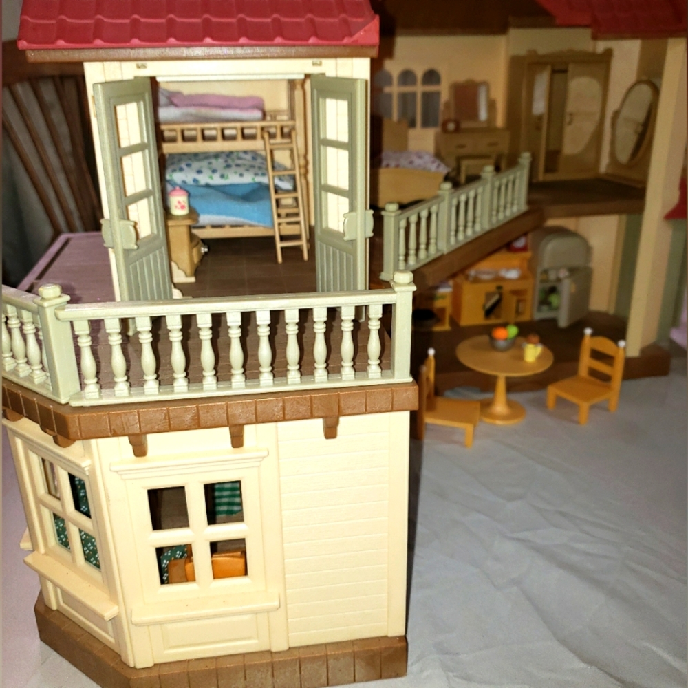 Calico critters. Mansion, caravan, nwt box set, lot
